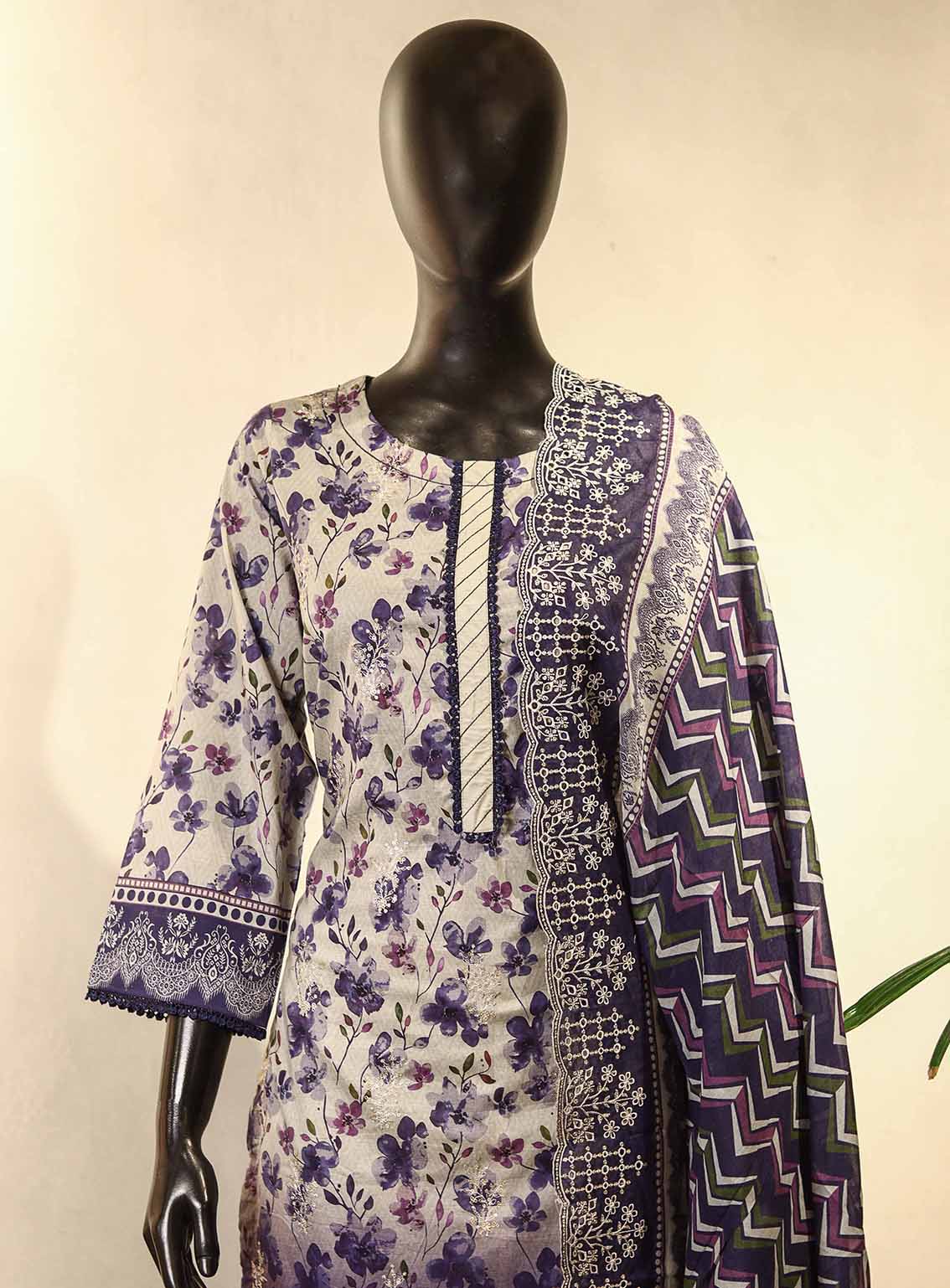 Raad Luxury Embroidered Lawn Suits Stitched 3 Piece - RD25LEF HSE01